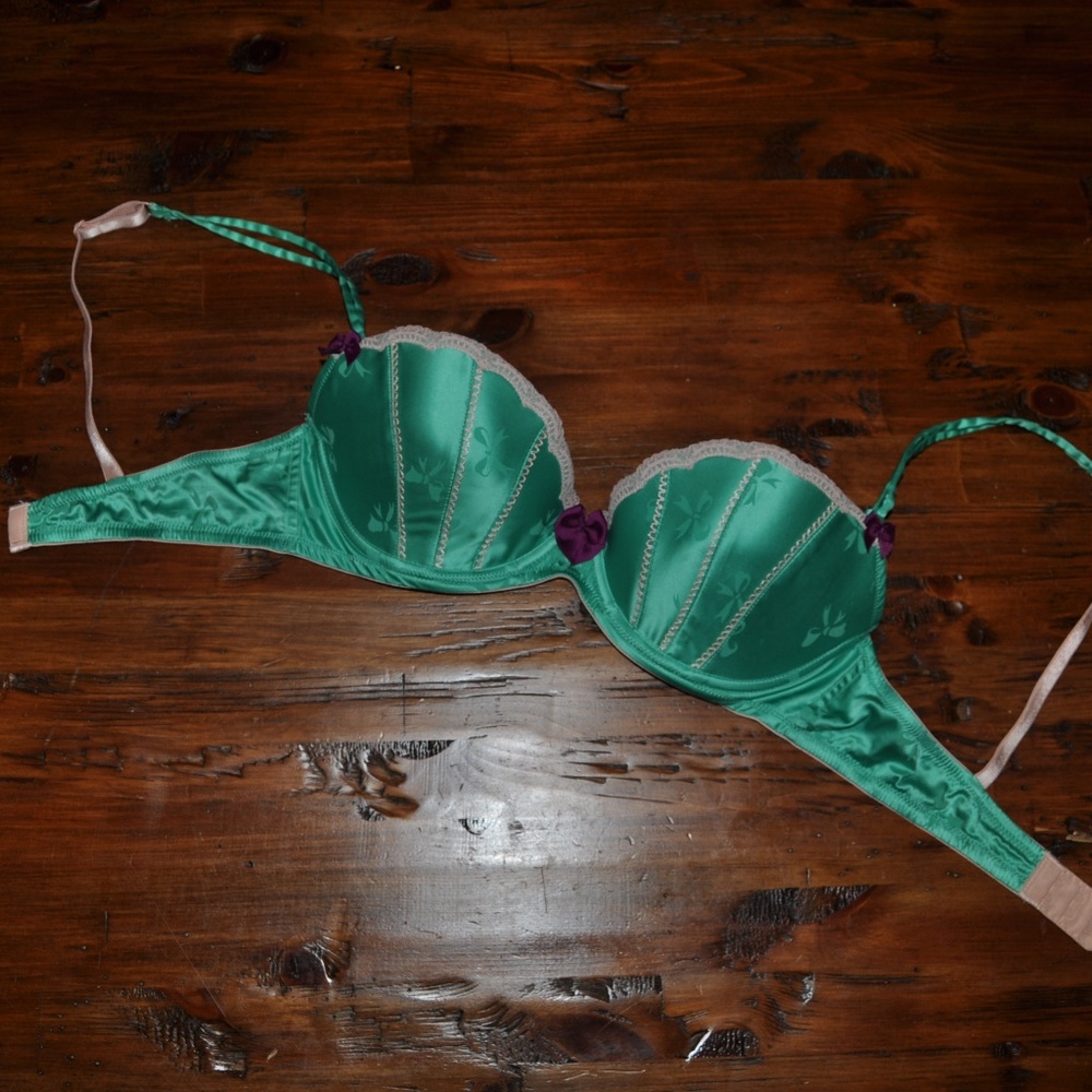 VS Sexy Little Things Mermaid Clamshell Balconette - Picture 2 of 8